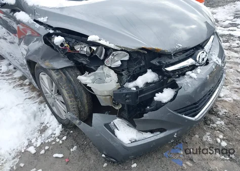 2014 Hyundai Elantra Se z USA, uszkodzony, nr VIN 5NPDH4AE6EH457689